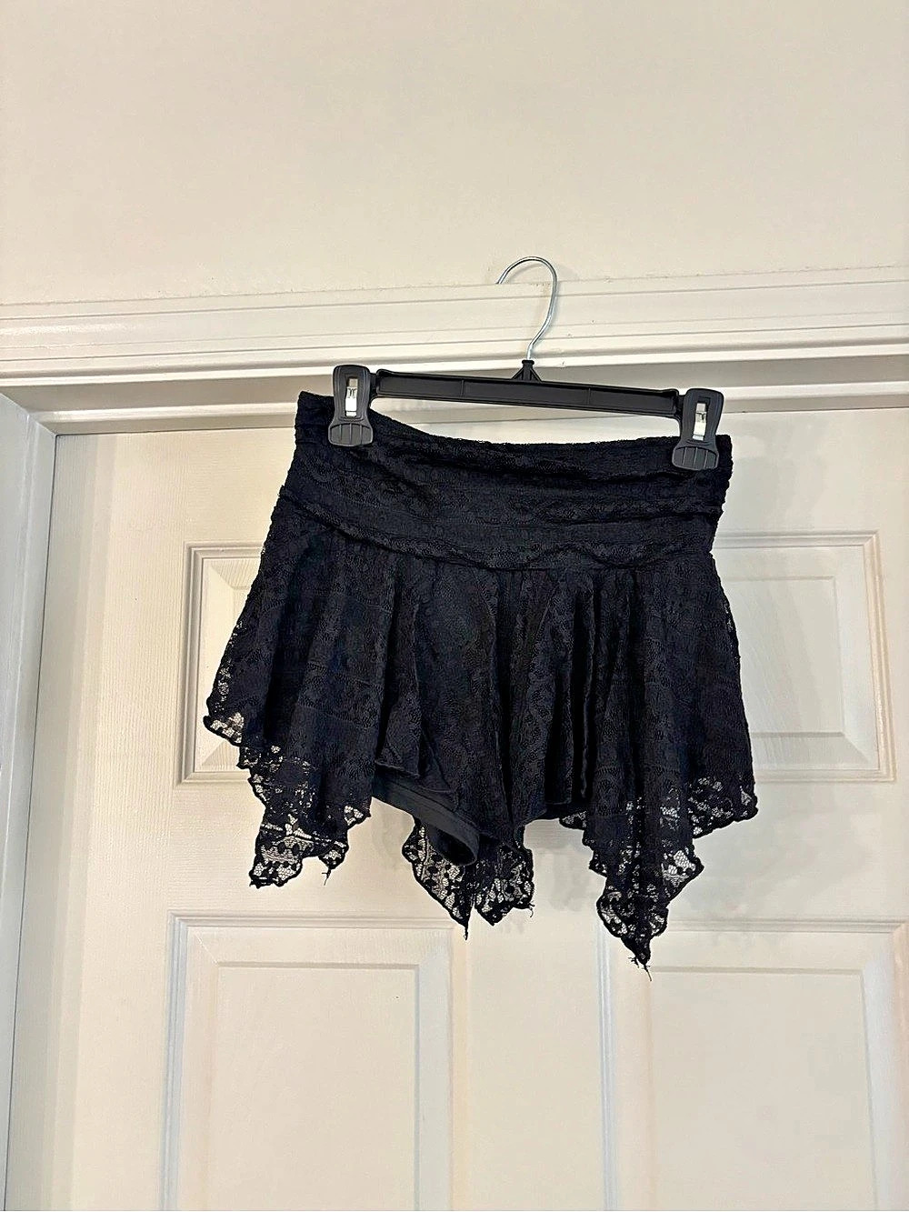 Black Lace Skort Size Large Like New